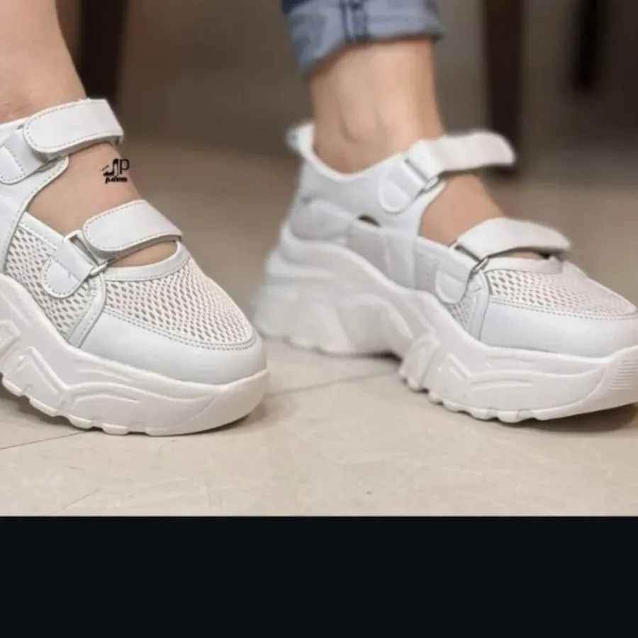 کفش اسپرت سفید