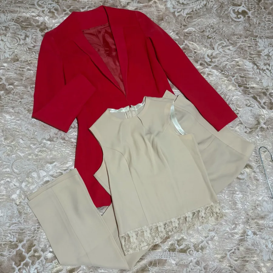 کت و تاپ و شلوار