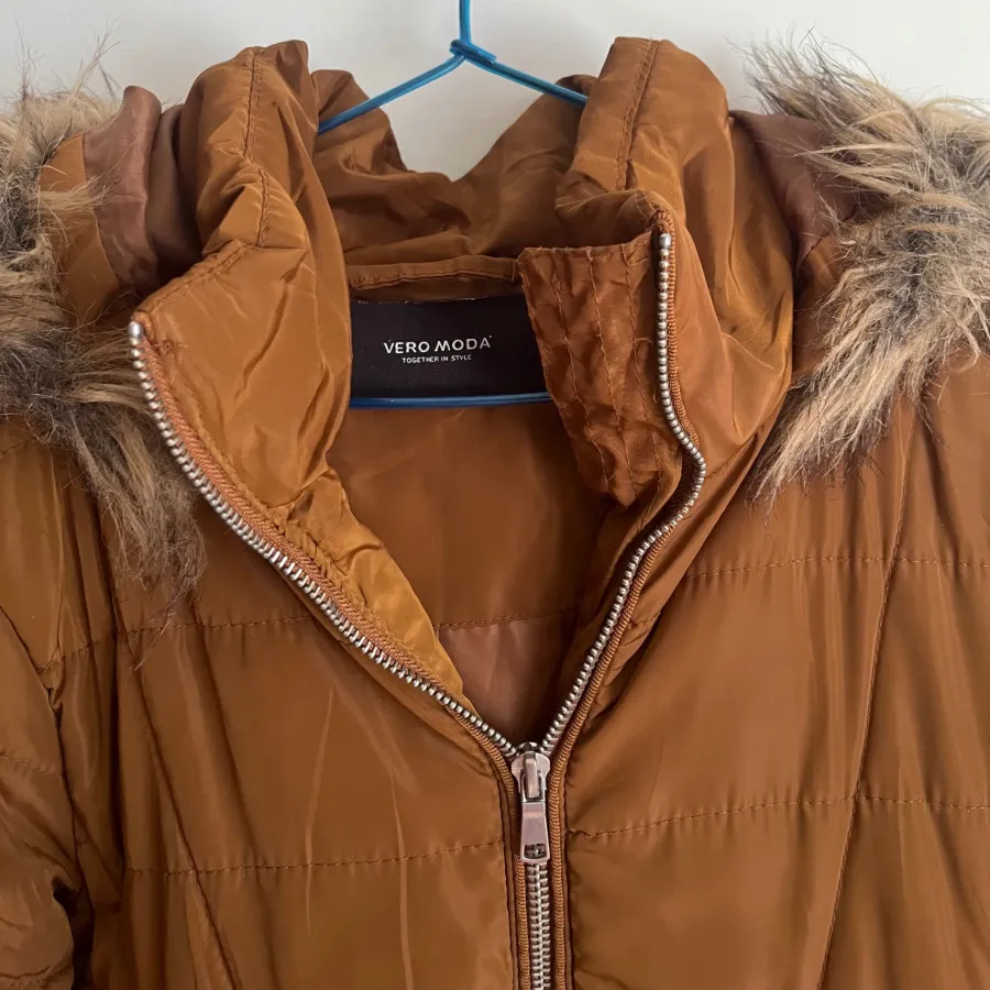 کاپشن خردلی برند