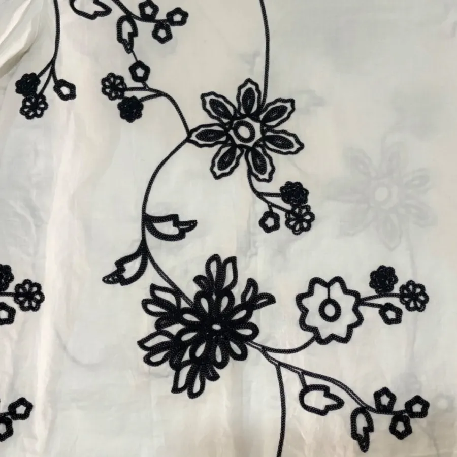بلوز سفید خامه دوزی شده