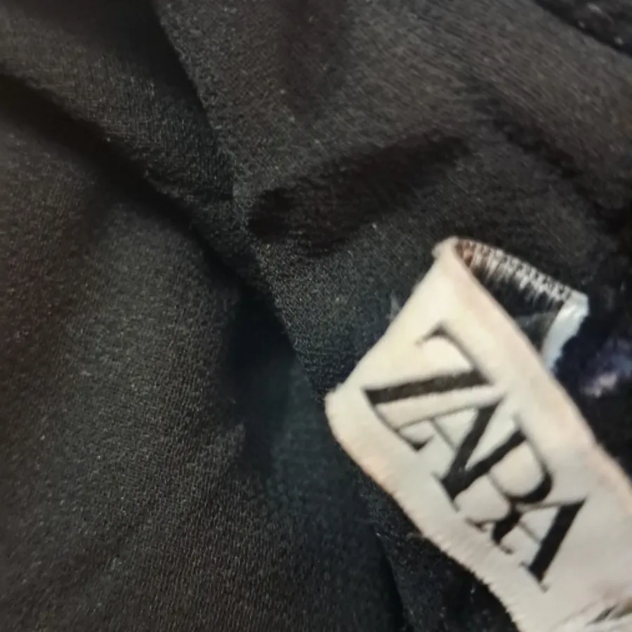 پیراهن مخمل zara