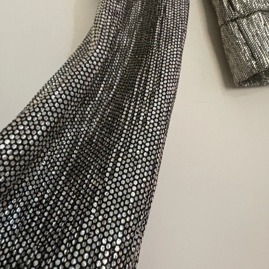 بلوز شاین دار و مجلسی