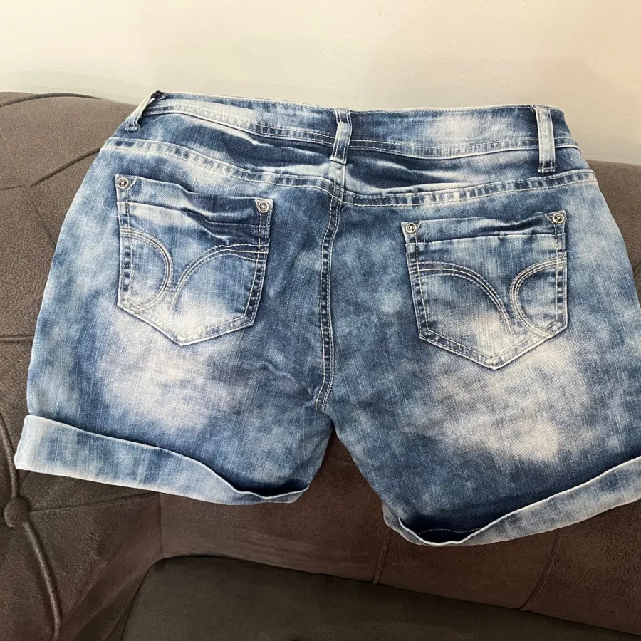 شلوارک جین لی