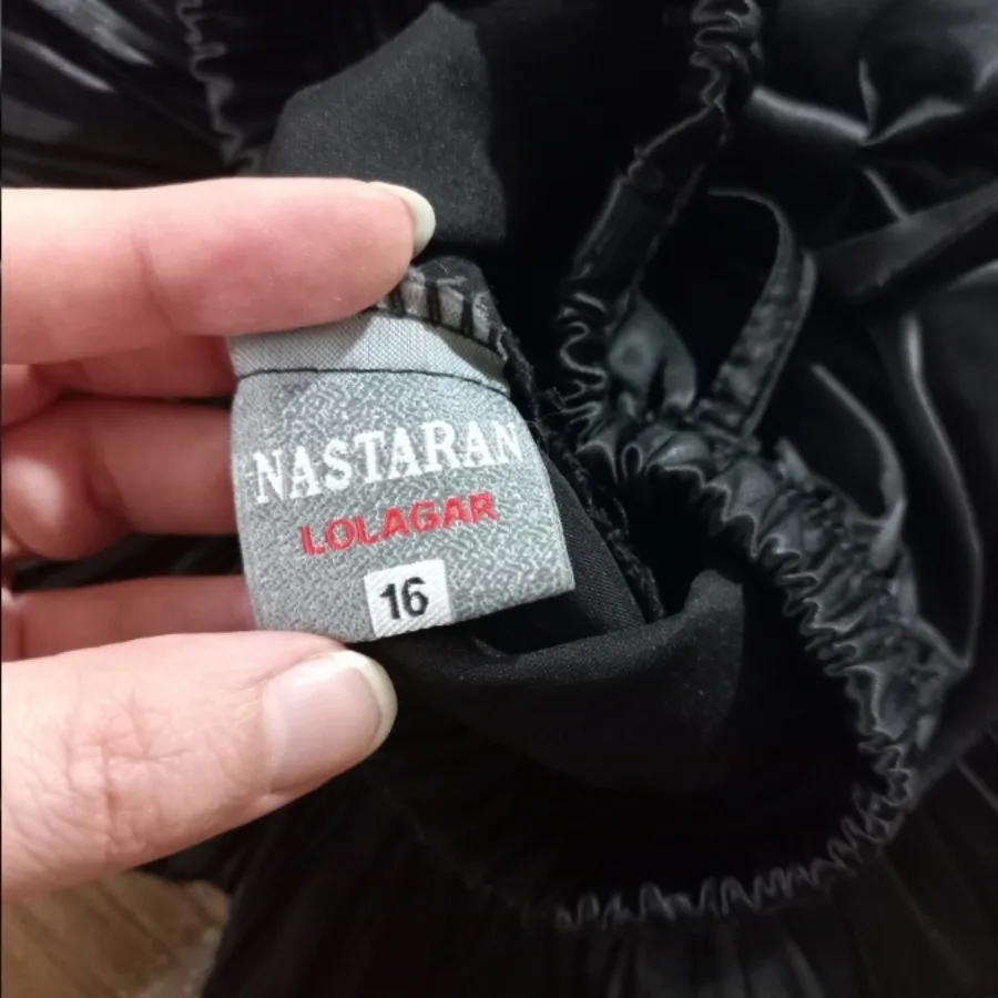 دامن دخترانه