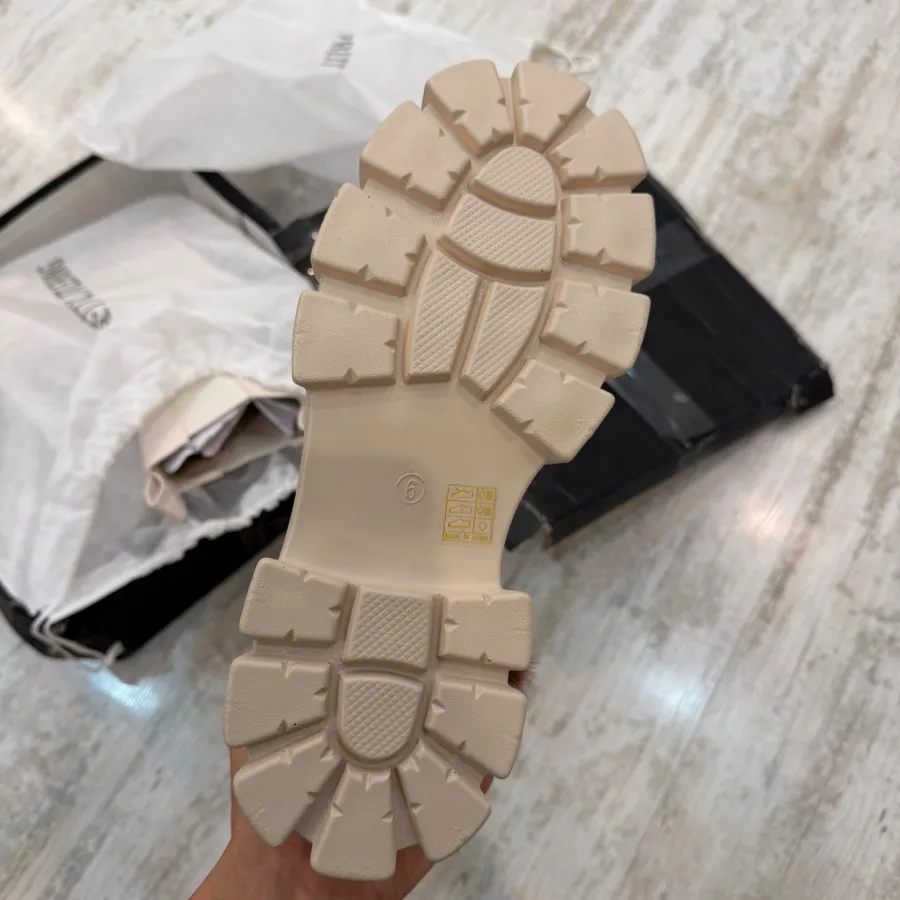 نیم بوت اورجینال انگلیسی