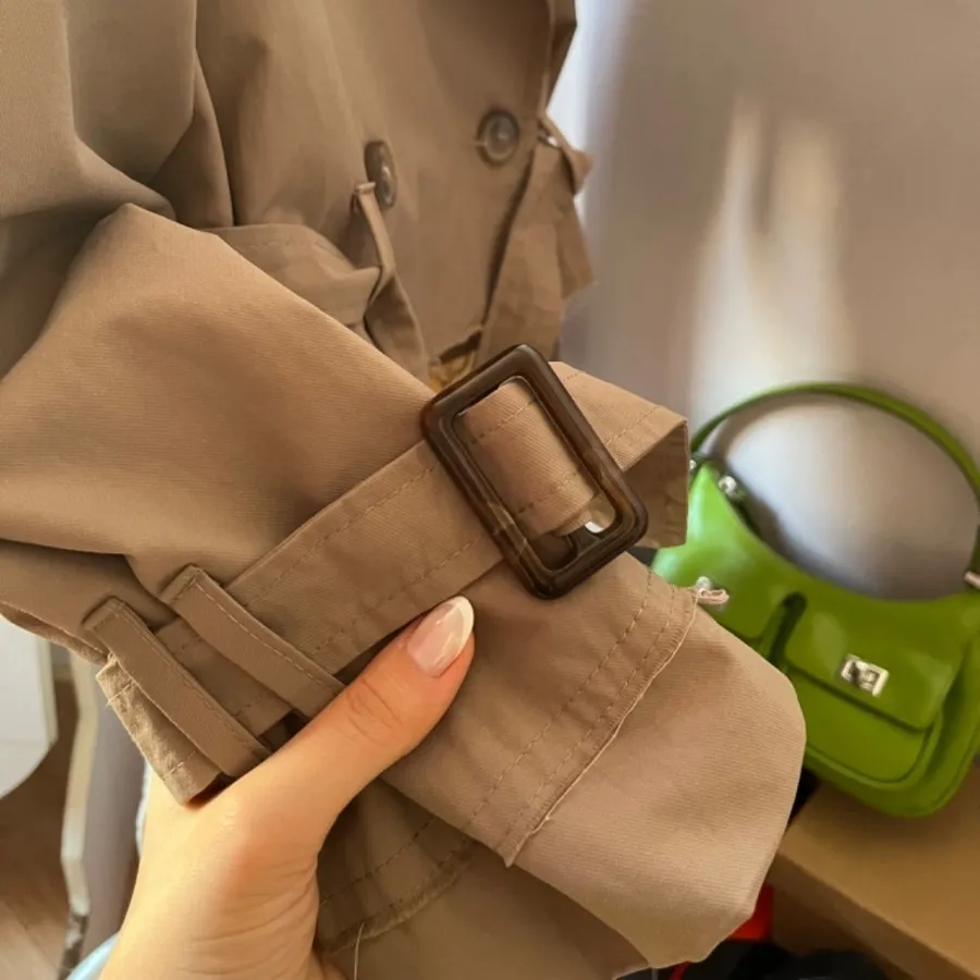 ترنچ کت کراپ نسکافه ای