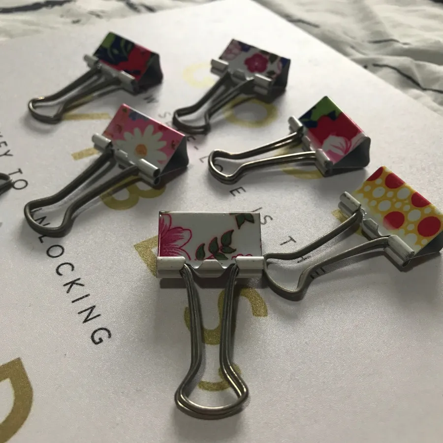 گیره تزیینی