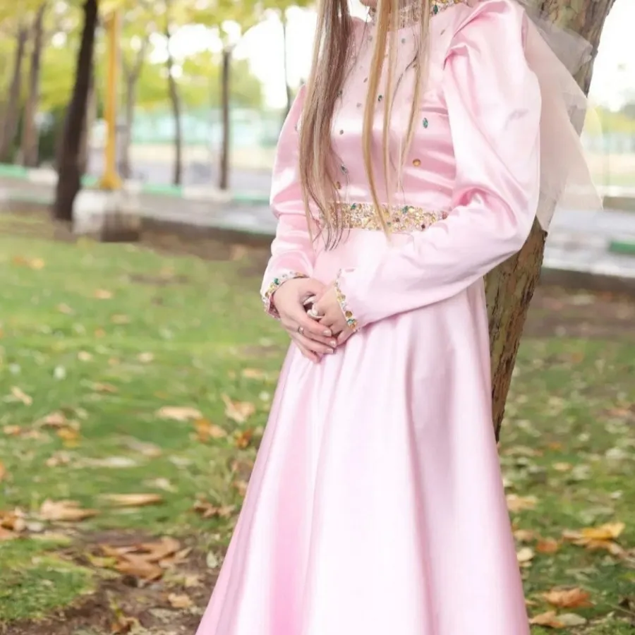 توربان سنگ دوزی و لباس مج