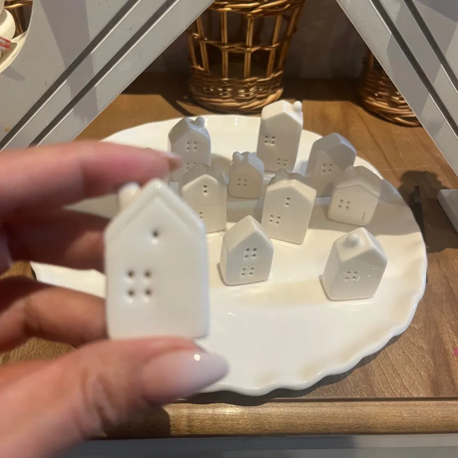 کلبه دکوراتیو