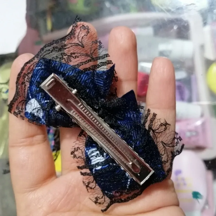 گیره پاپیون گیپوردار