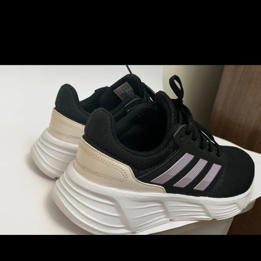 کتانی  ادیداس ارجینال