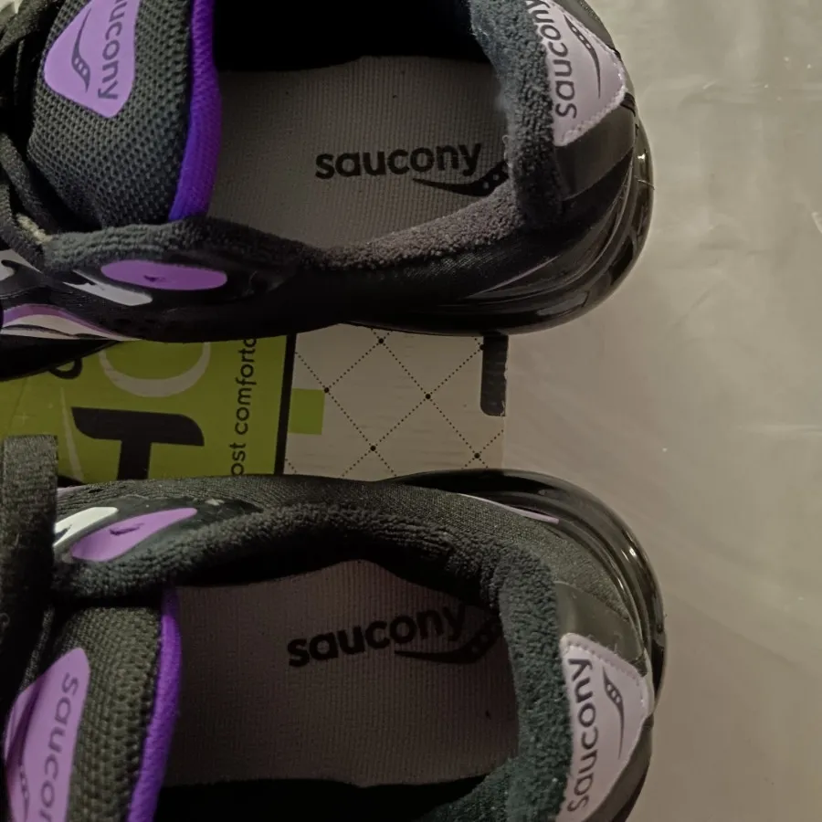 کفش کتانی اسپرت سایزبزرگ