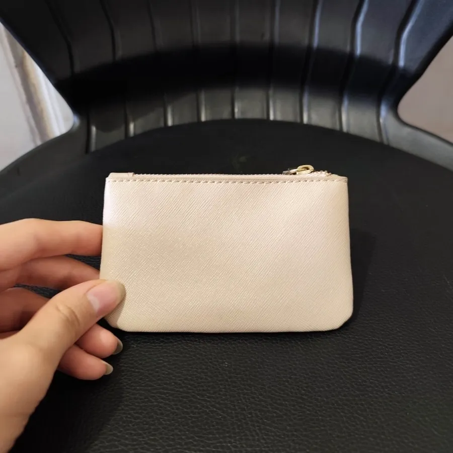 کیف پول و جا کارتی منگو