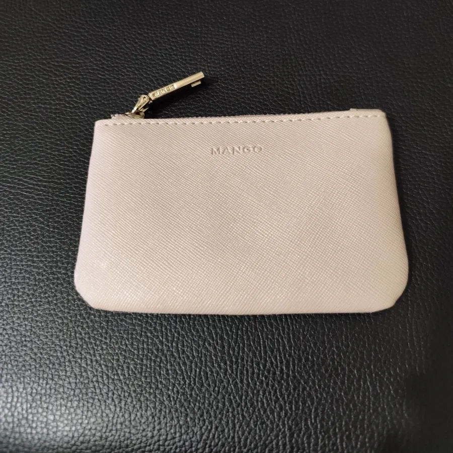 کیف پول و جا کارتی منگو