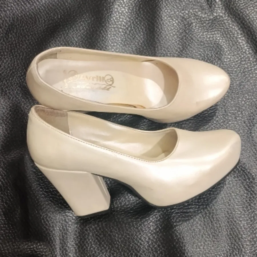 کفش مجلسی نباتی