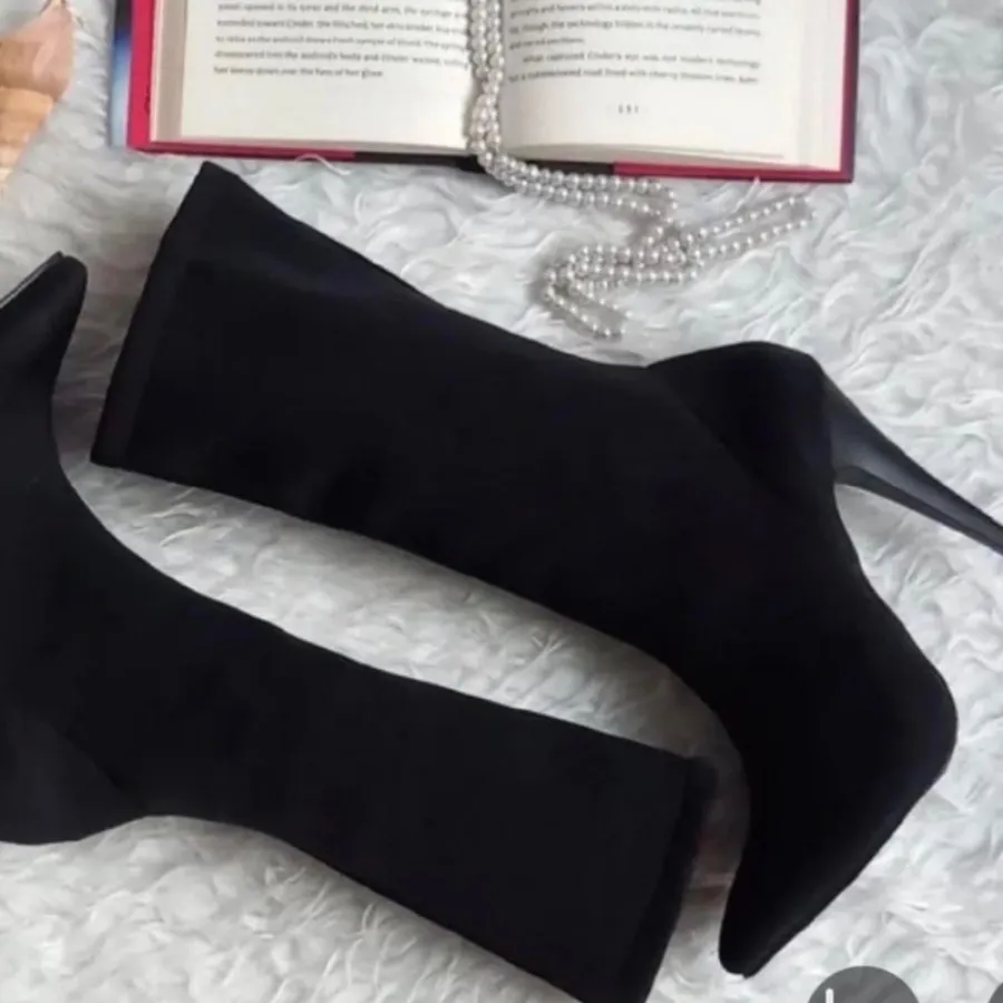 نیم بوت جورابی ساق بلند