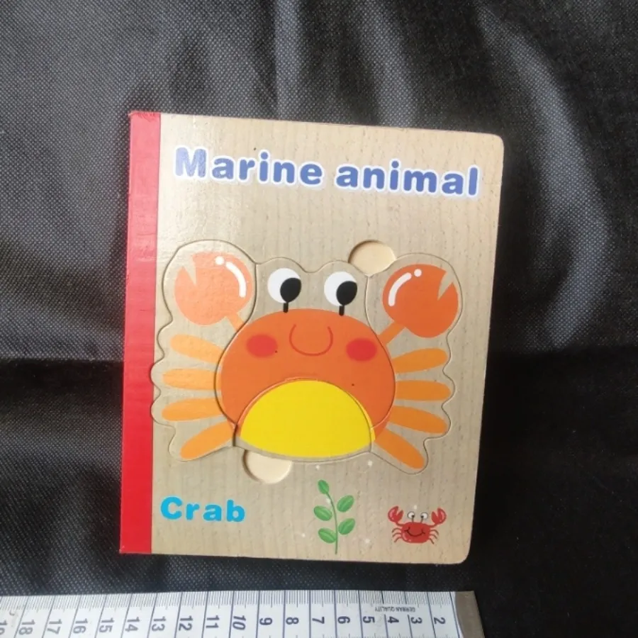 کتاب پازلی چوبی