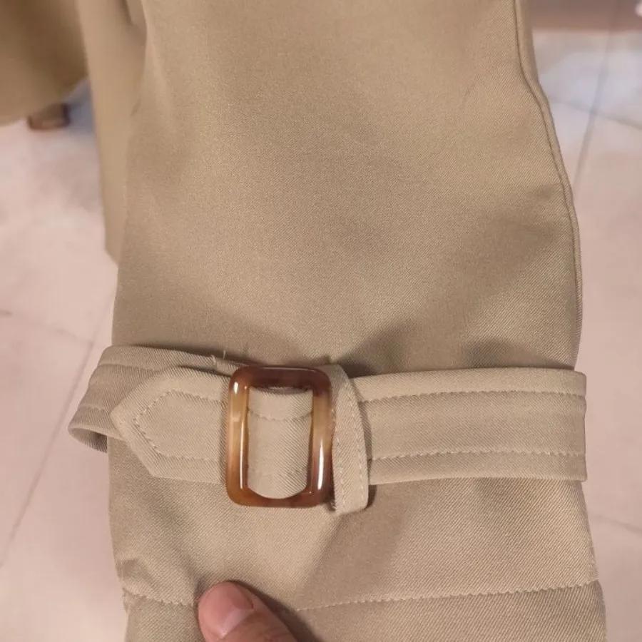 بارونی کرم مات یا خاکی