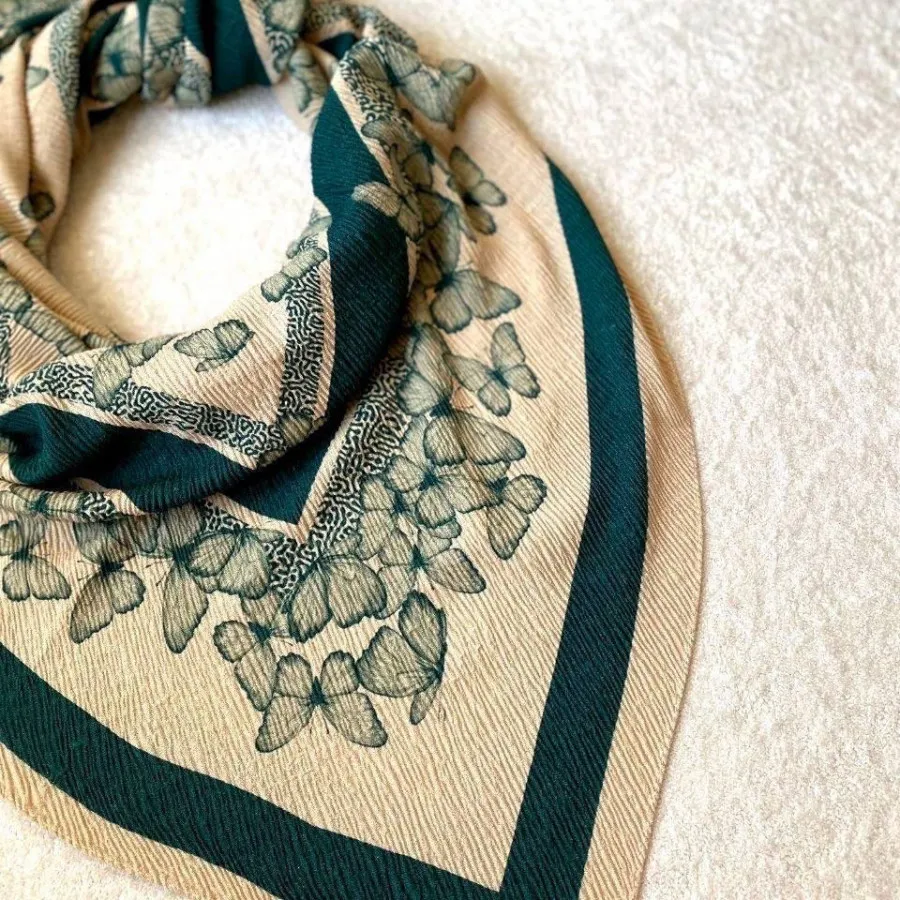 روسری پلیسه مجلسی پروانه