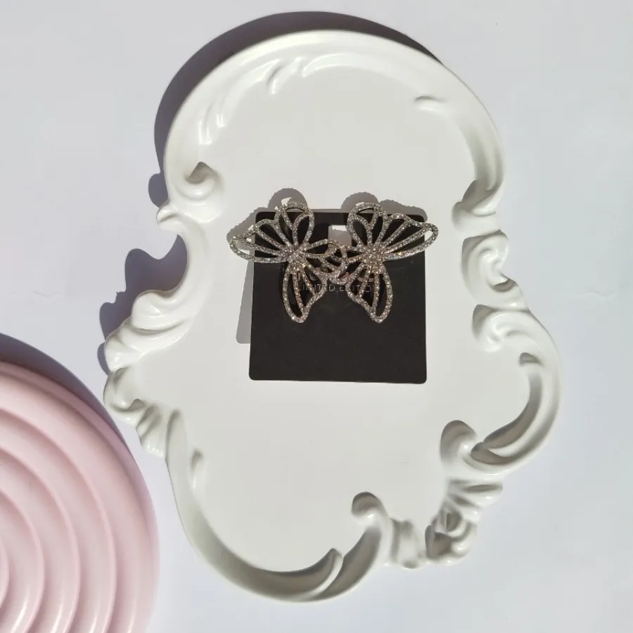 گوشواره پروانه ای شیک