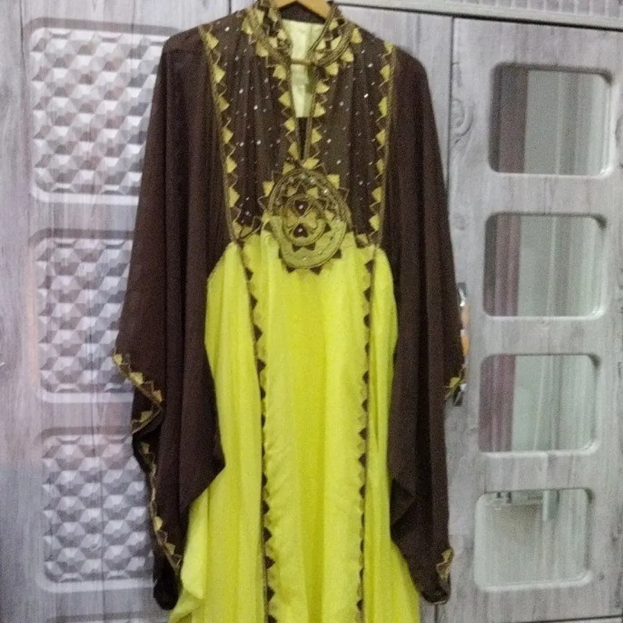 لباس فاخر اماراتی