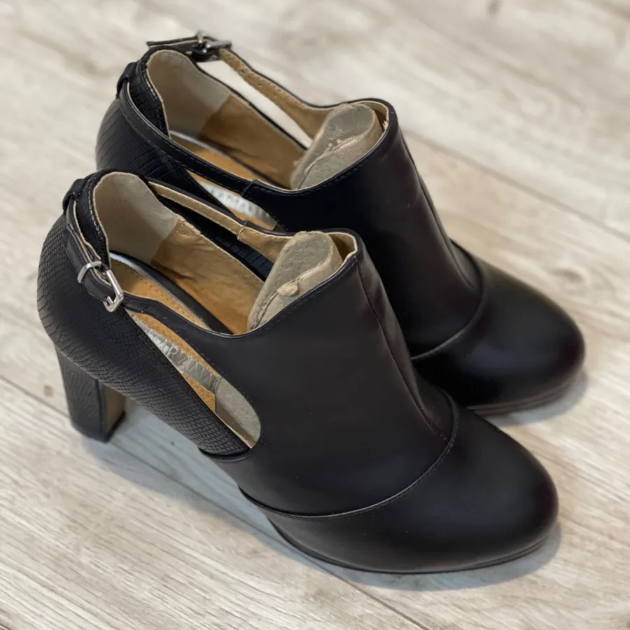 کفش چرم مشکی