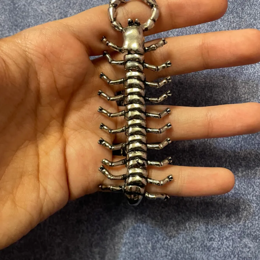 دستبند عقرب