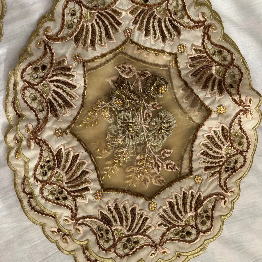 5تکه رومیزی سنگ دوزی شده