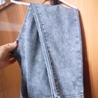 شلوار لی کاغذی