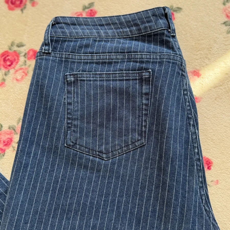 شلوار جین راه راه