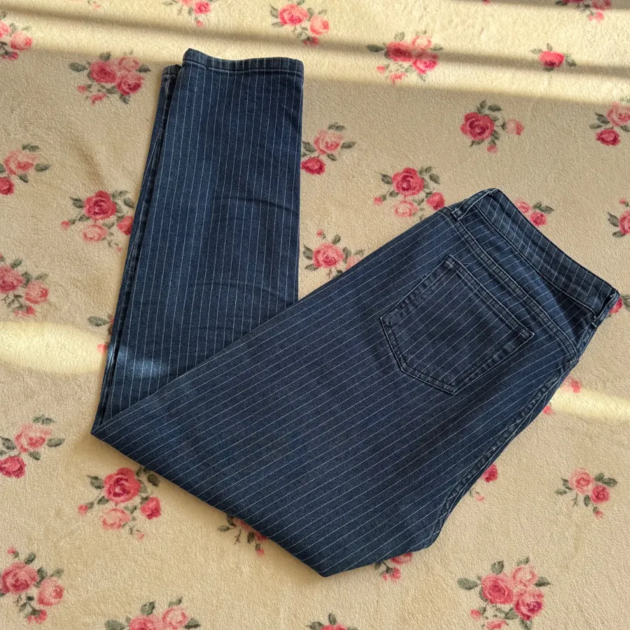 شلوار جین راه راه