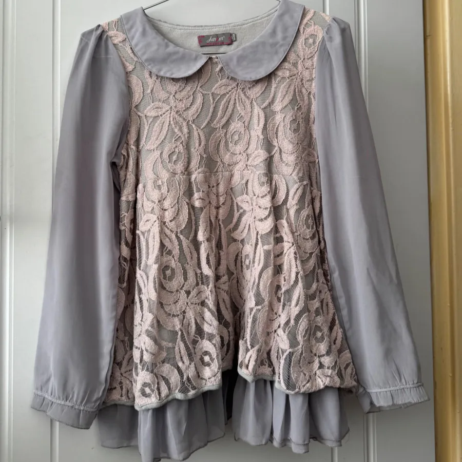 شومیز حریر وگیپور