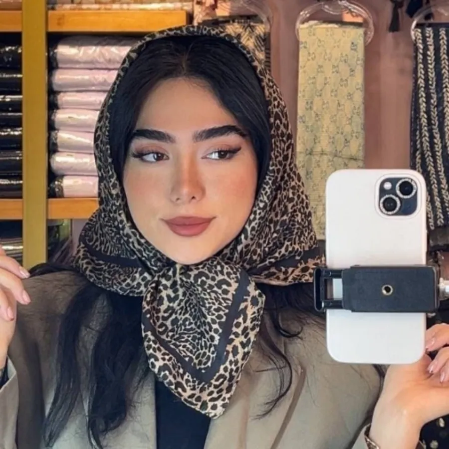 مینی اسکارف