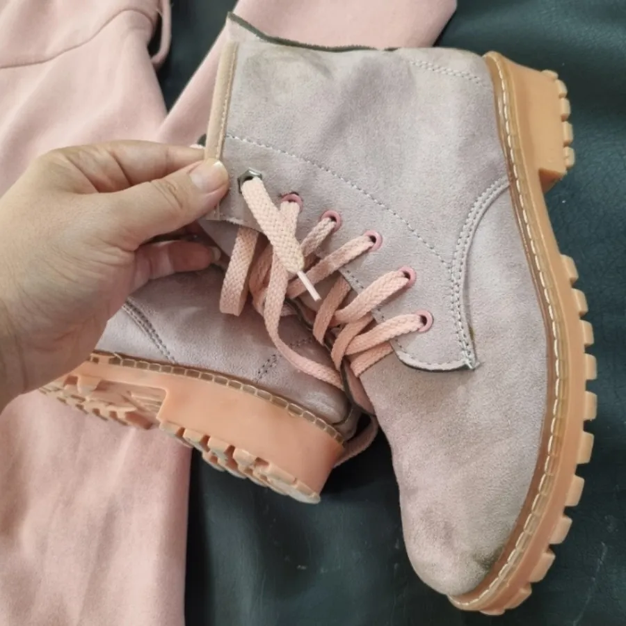 پالتو و نیم بوت