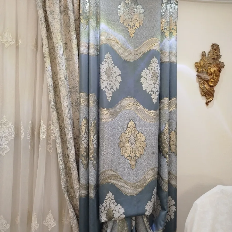 پرده ساتن و‌مخمل