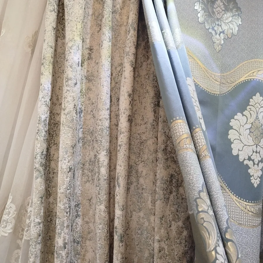 پرده ساتن و‌مخمل