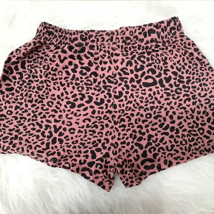 شلوارک خارجی