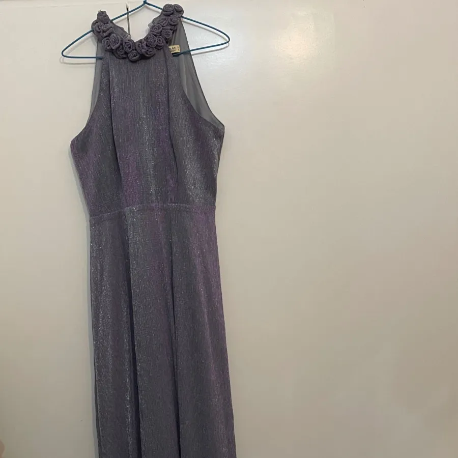 پیراهن بلند دور گردنی