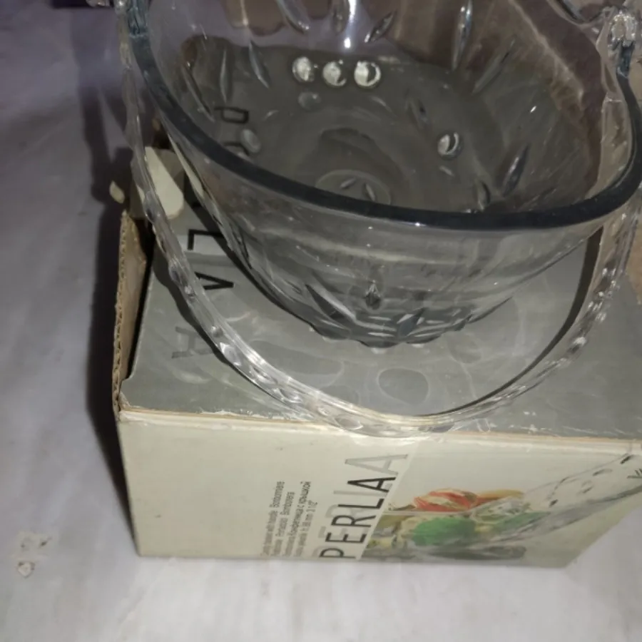 شکلات خوری آجیل خوری روسی