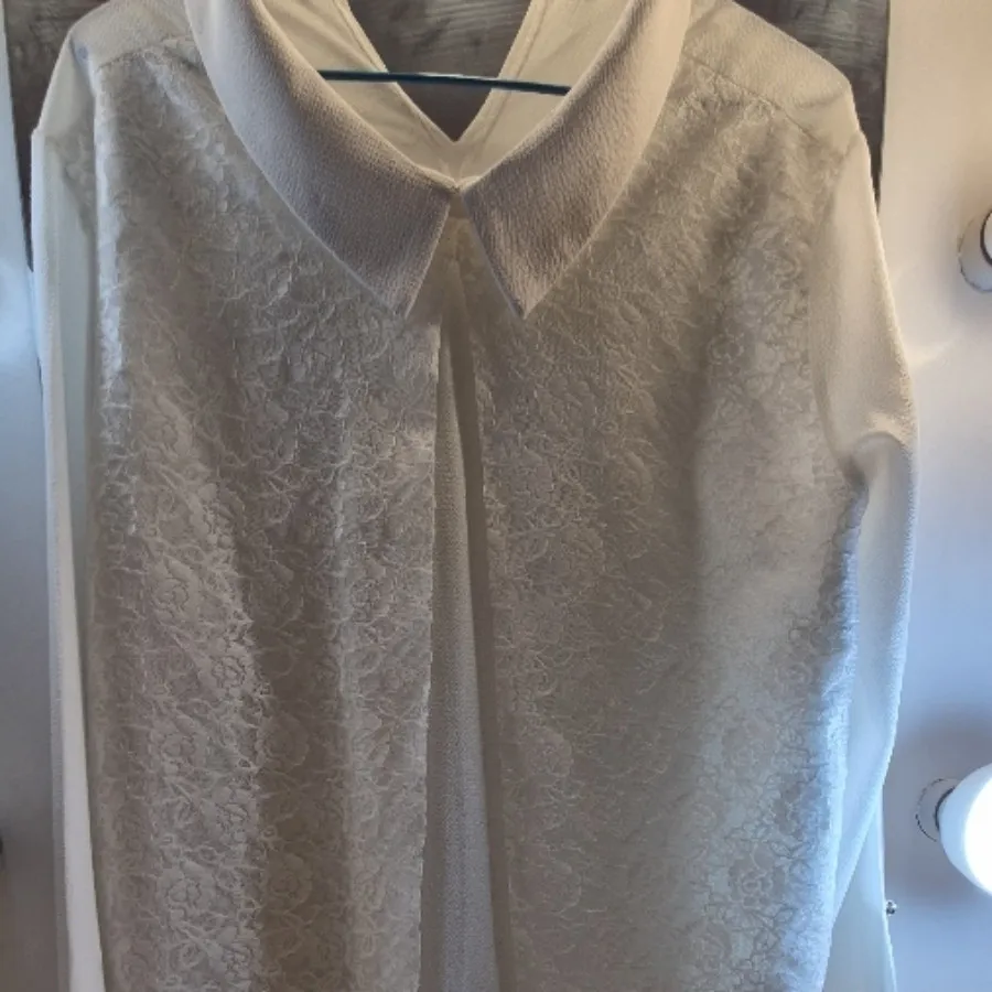 پیراهن سفید