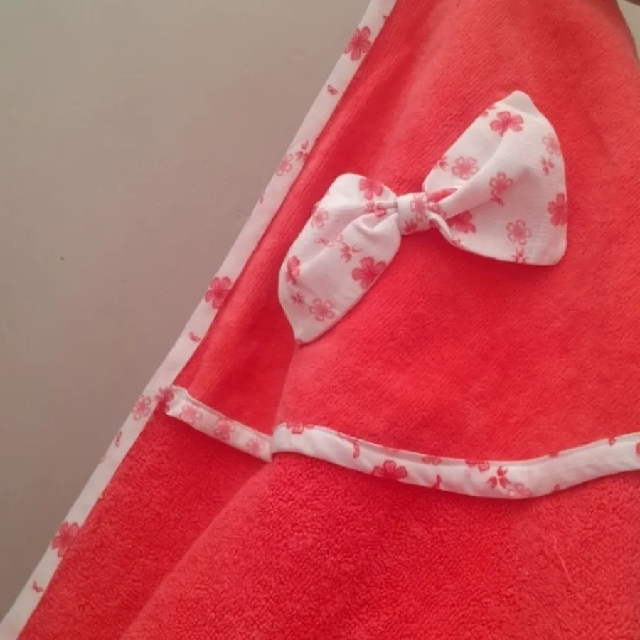 حوله دخترانه