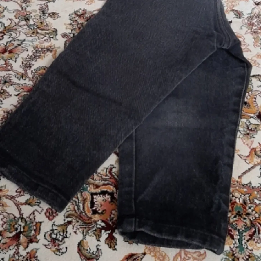 شلوار جین مام زغالی