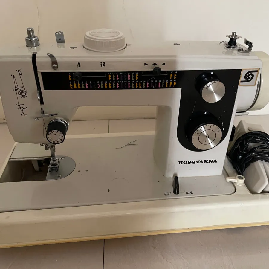 چرخ خیاطی HOSQVARNA