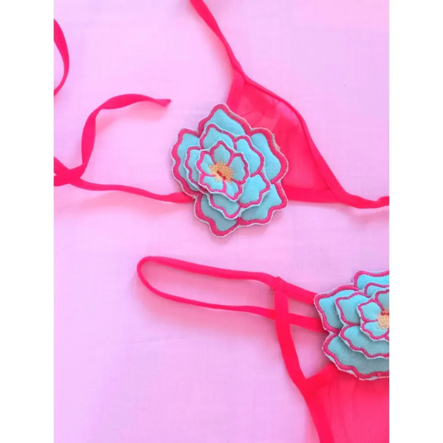 لباس زیر زنانه