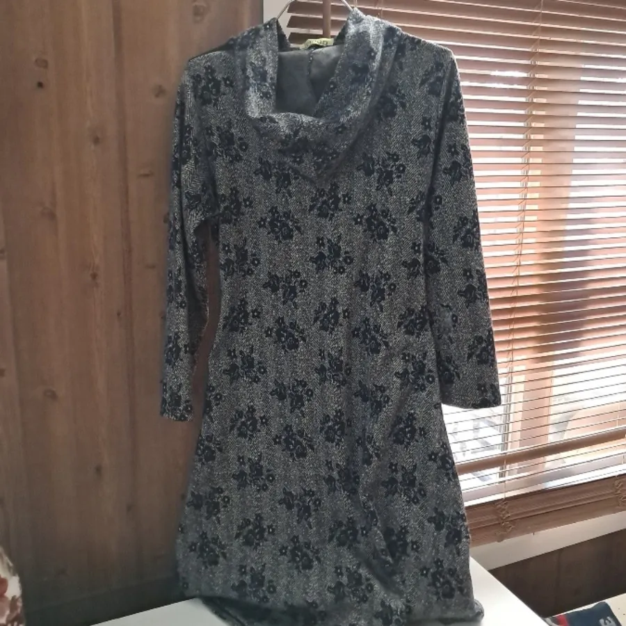 پیراهن کلاهدار ترک