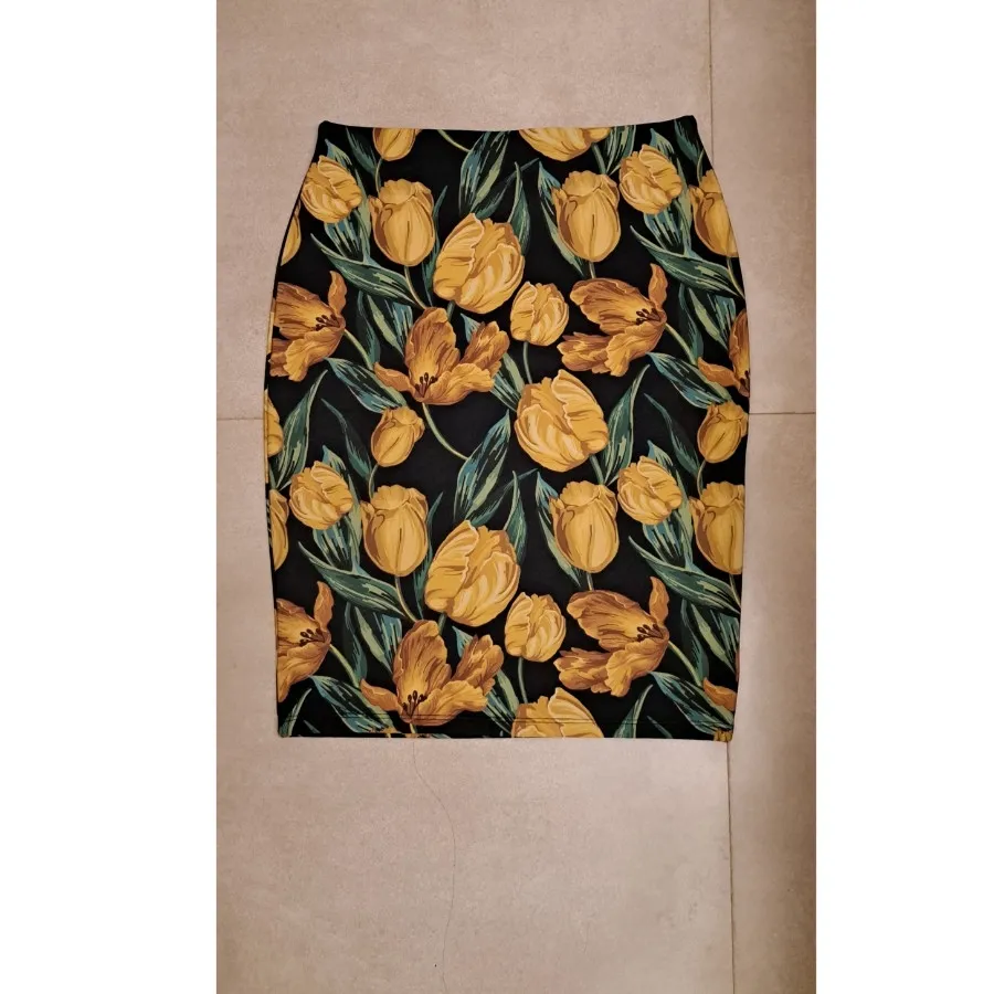 بولیز ودامن گلدار