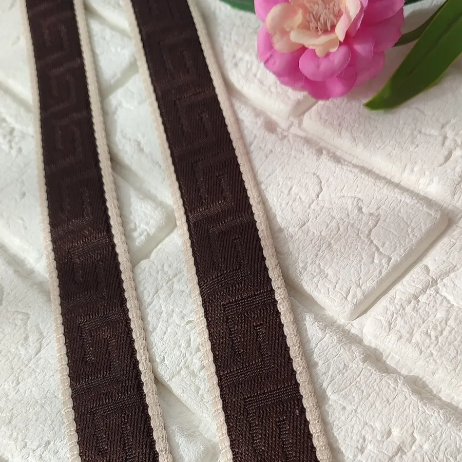 بند برزنتی طرحدار