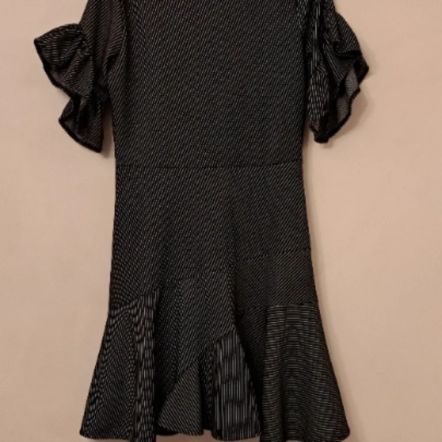 پیراهن منگو