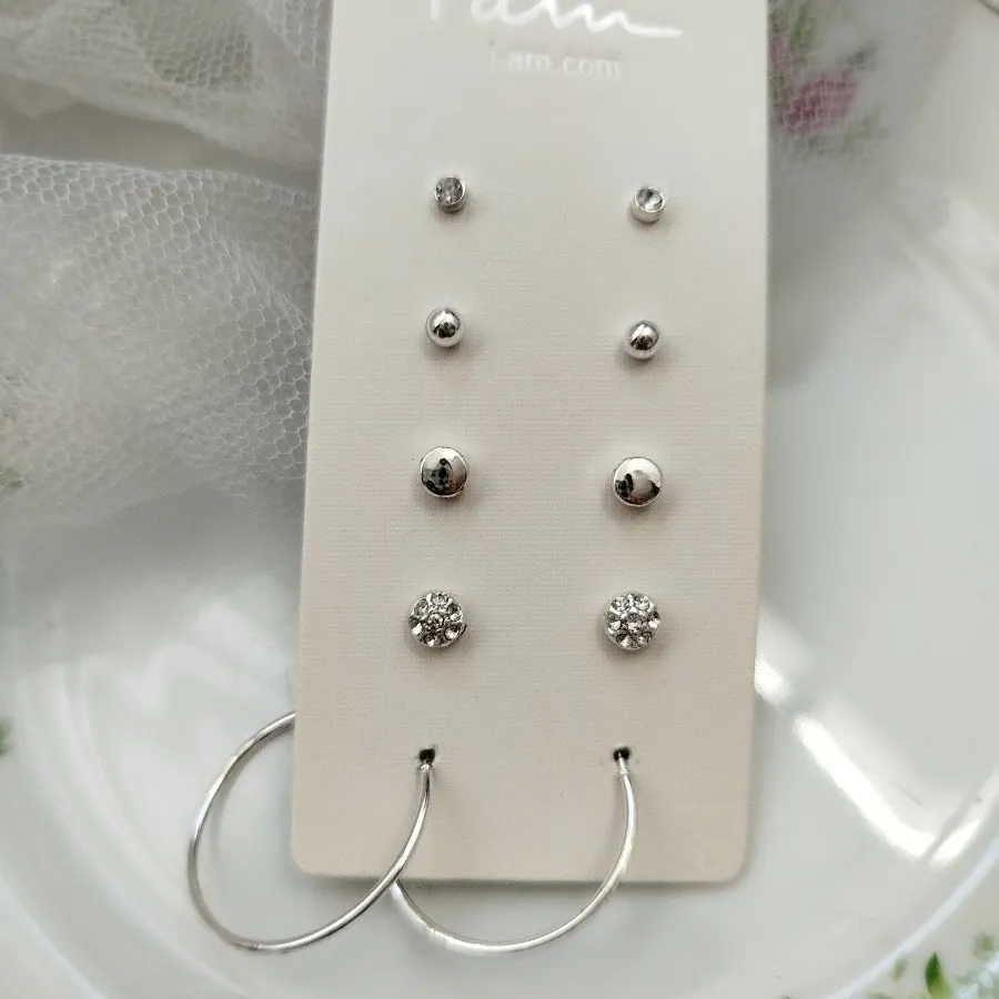 گوشواره گلگوش