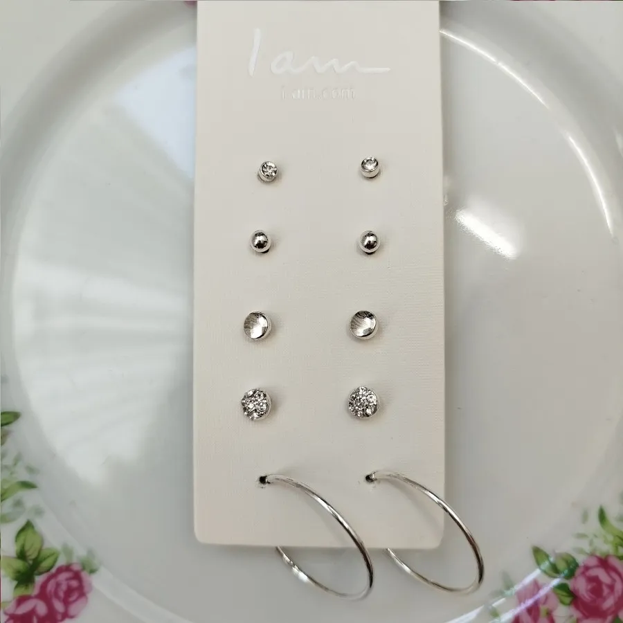 گوشواره گلگوش